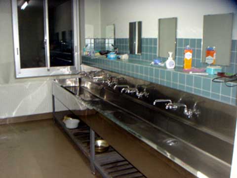 Shizunai-wash_room