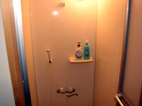 Wakayama-shower_room